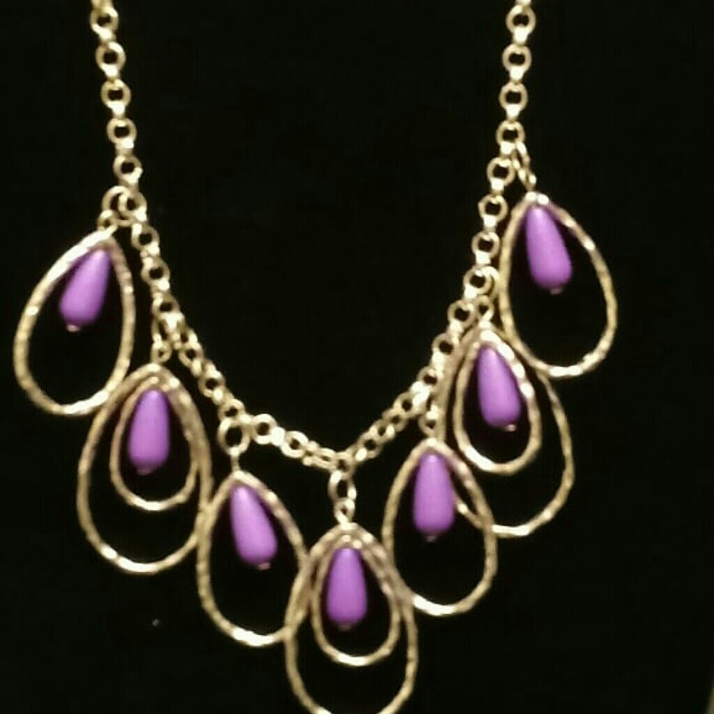 Jewelry - Picture 4 of 8